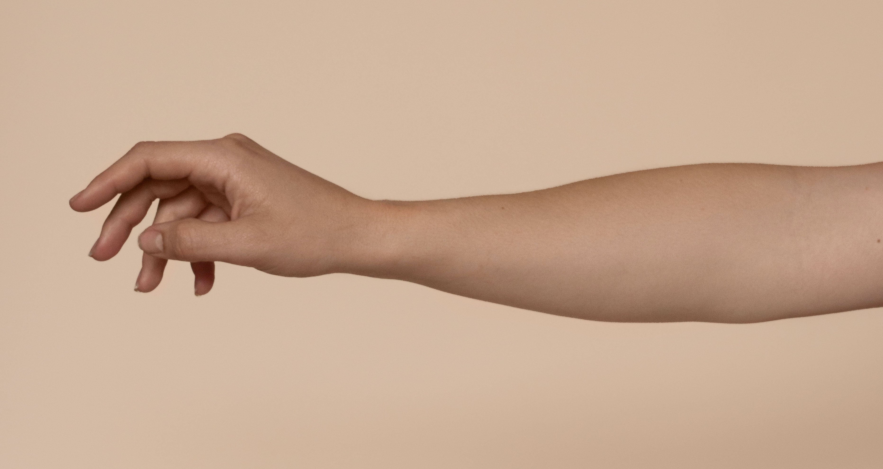 Arm detail photography. OKT. Boudoir Photography. Boudoir Shoot. Boudoir photo shoot. Boudoir Edmonton. Boudoir Calgary. Inclusive boudoir. Boudoir photography Edmonton. Boudoir blog. Boudoir album. Boudoir outfits. Boudoir session. Self love.