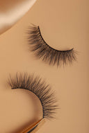 OKT Lashes. Best false eyelashes. Natural lashes. False eyelashes that look natural. Best fake eyelashes. Edmonton False Eyelashes. Fake eyelashes. How to clean false eyelashes. How to apply false eyelashes. Reusable false eyelashes.