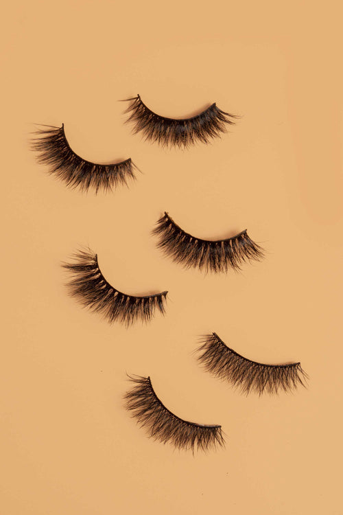 OKT Lashes. Wedding lashes. Best false eyelashes for brides. Bridal eyelashes. Best fake eyelashes. Edmonton False Eyelashes.  Fake eyelashes. How to clean false eyelashes. How to apply false eyelashes. Fake eyelash storage. False eyelashes storage. Reusable false eyelashes.
