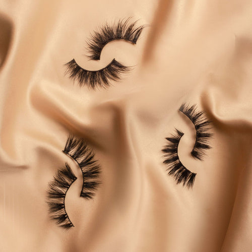 OKT Lashes. Best false eyelashes. Cat eyelashes. Best fake eyelashes. Edmonton False Eyelashes. Fake eyelashes. How to clean false eyelashes. How to apply false eyelashes. Fake eyelash storage. False eyelashes storage. Reusable false eyelashes.