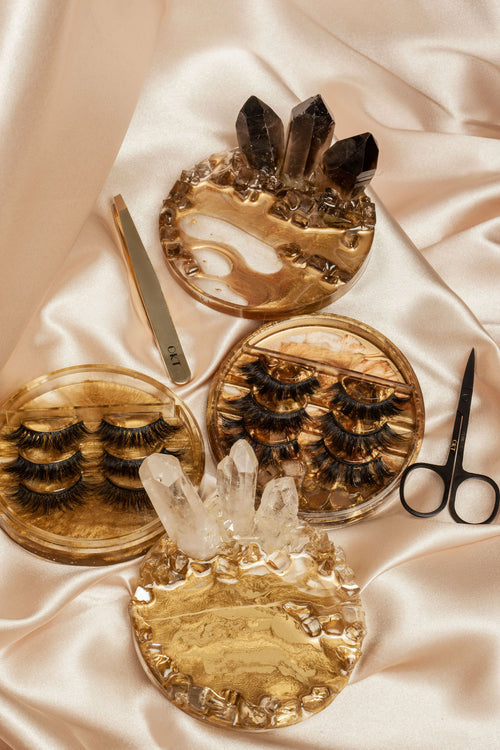 How to store false lashes. False eyelash storage. OKT Lashes. 