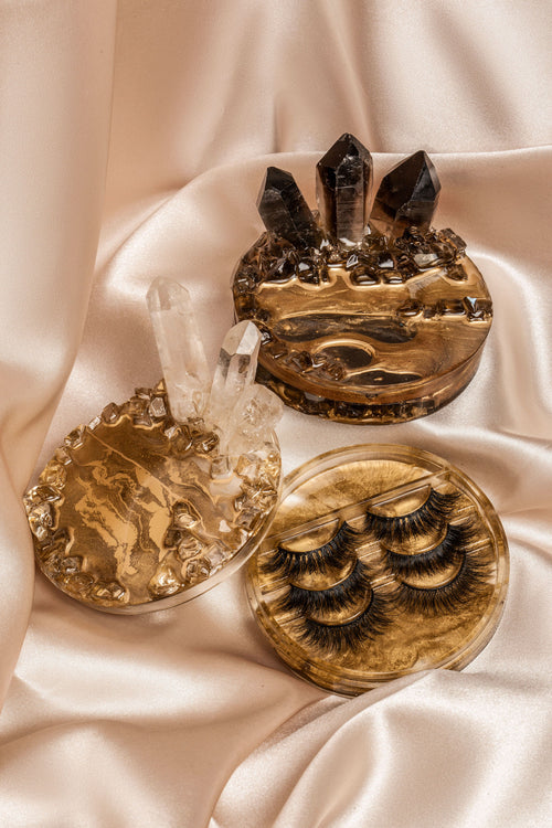 How to store false lashes. False eyelash storage. OKT Lashes. 