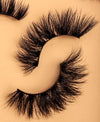 OKT Lashes. Best false eyelashes. Dramatic eyelashes. Best fake eyelashes. Edmonton False Eyelashes. Fake eyelashes. How to clean false eyelashes. How to apply false eyelashes. Fake eyelash storage. False eyelashes storage. Reusable false eyelashes.