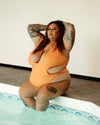 Pool Photoshoot. Vacation photoshoot ideas. Vacation poses. OKT Lashes.